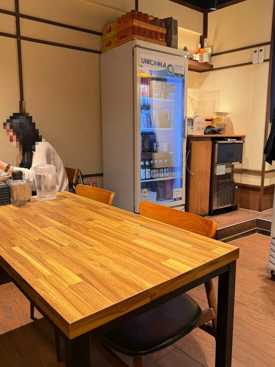 Interior of Mentsuru Euljiro Branch