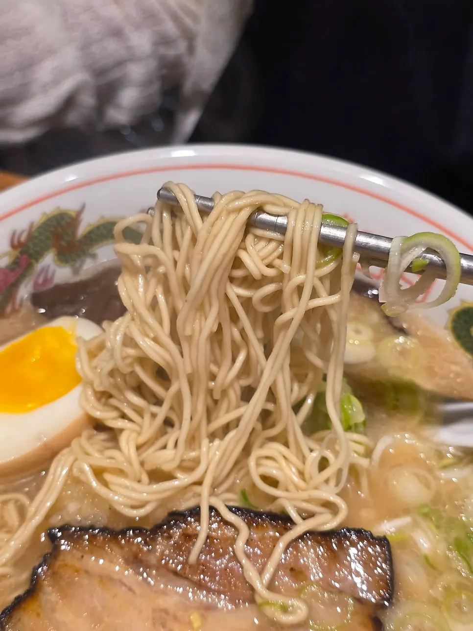 Low-hydration noodles in tonkotsu ramen