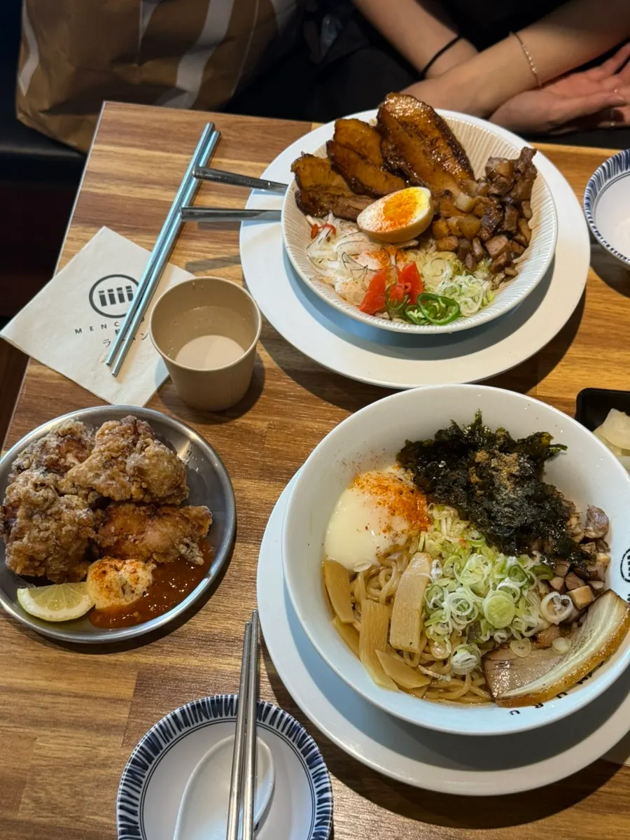 Freshly fried karaage from Mentsuru