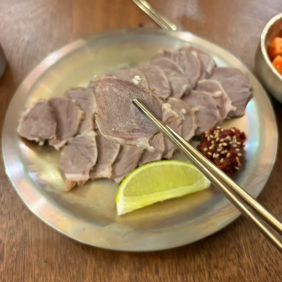 Close-up of the chewy-textured cold pork