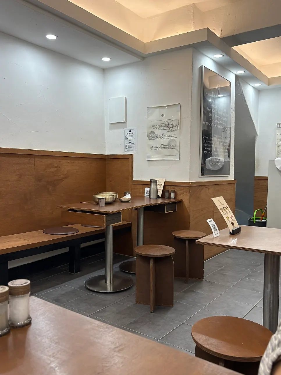 Two-person tables inside Baekok Myeongdong