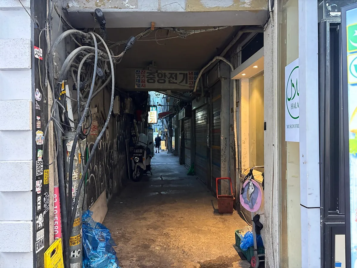 Exterior of Baekok Myeongdong, a gomtang restaurant in Myeongdong