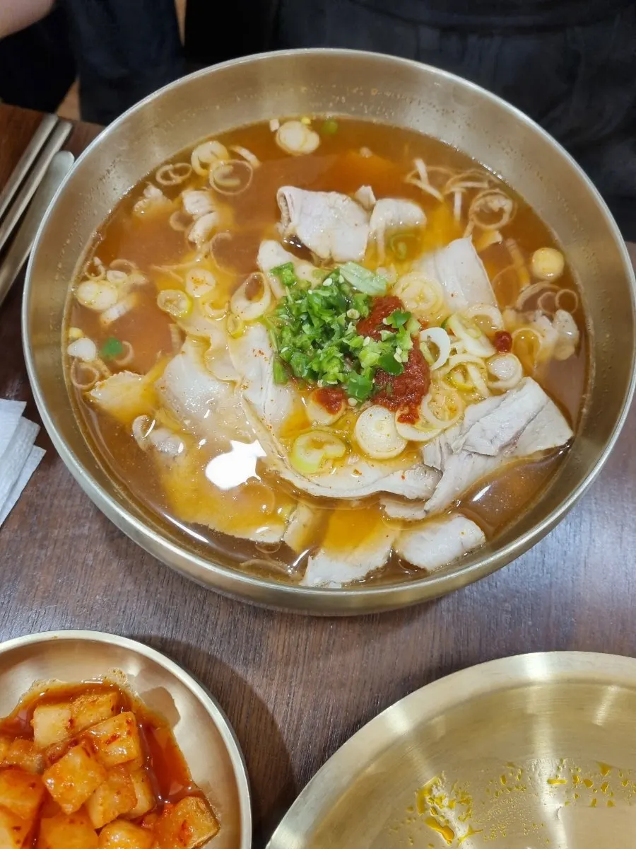 Yeolgomtang with its striking red broth