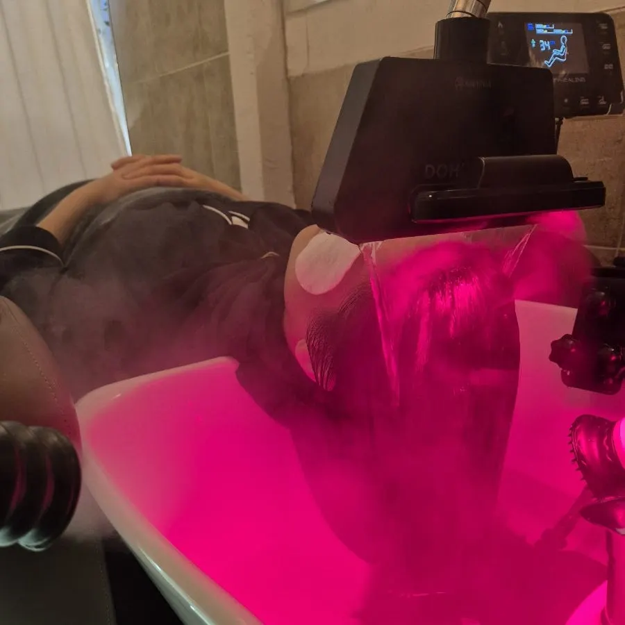 Head spa seat with a massage chair