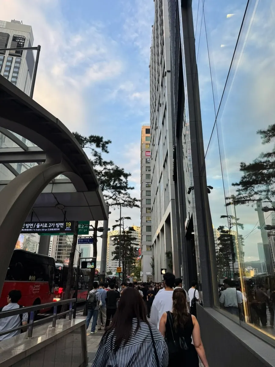 Photo record of a visit to Miss Jokbal in Myeongdong