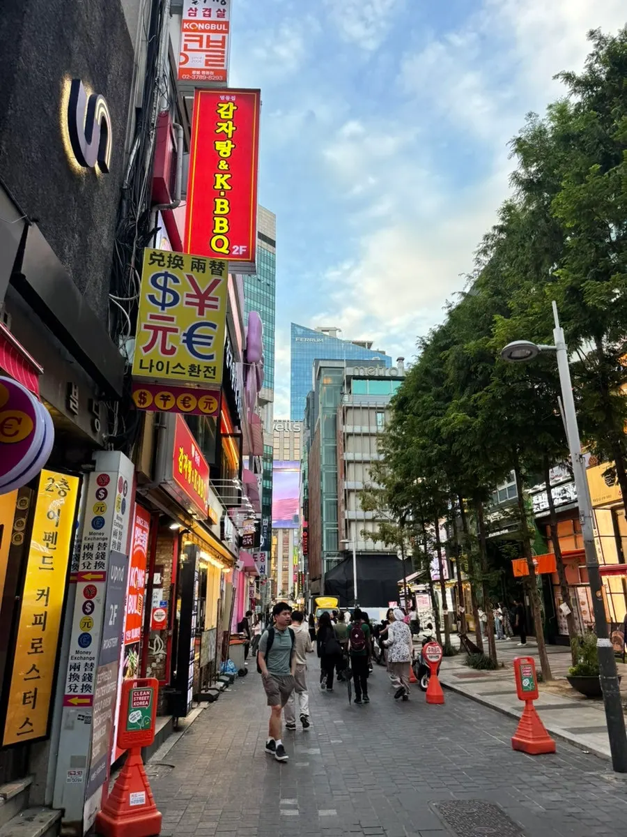 Photo record of a visit to Miss Jokbal in Myeongdong