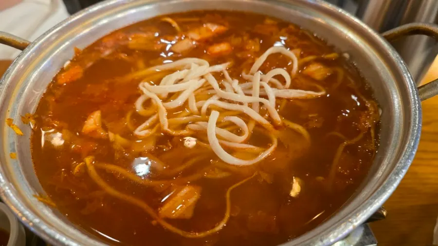 졸깃한 김치칼국수 면발