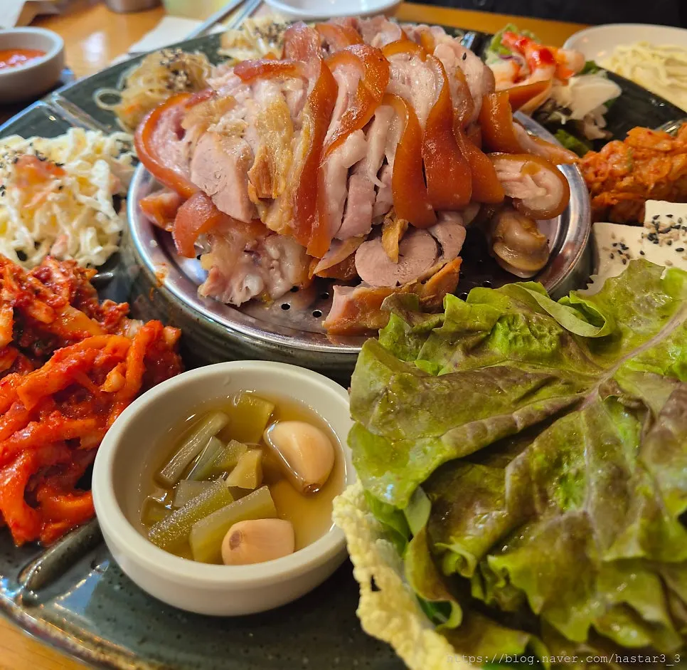 미쓰족발 황제족발 접시