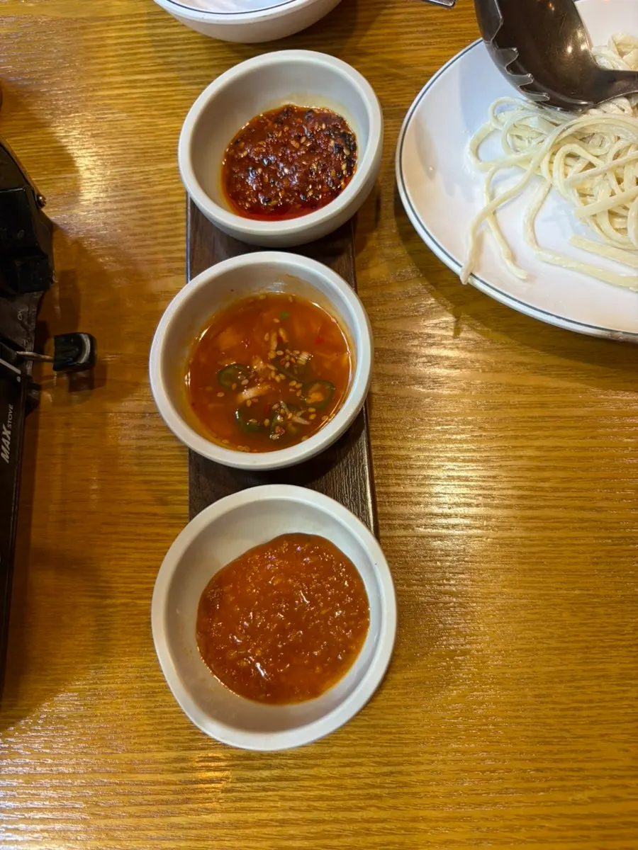 김치칼국수 면과 국물