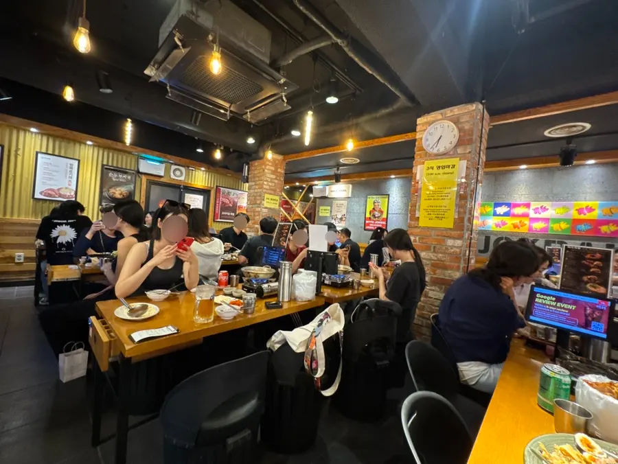 Dining room interior at Miss Jokbal Seoul Myeongdong Branch