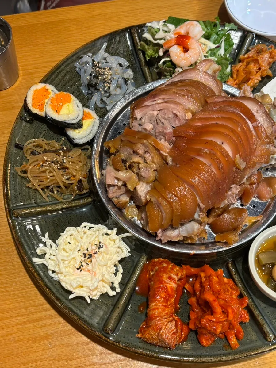 미쓰족발 서울명동점 매장 모습