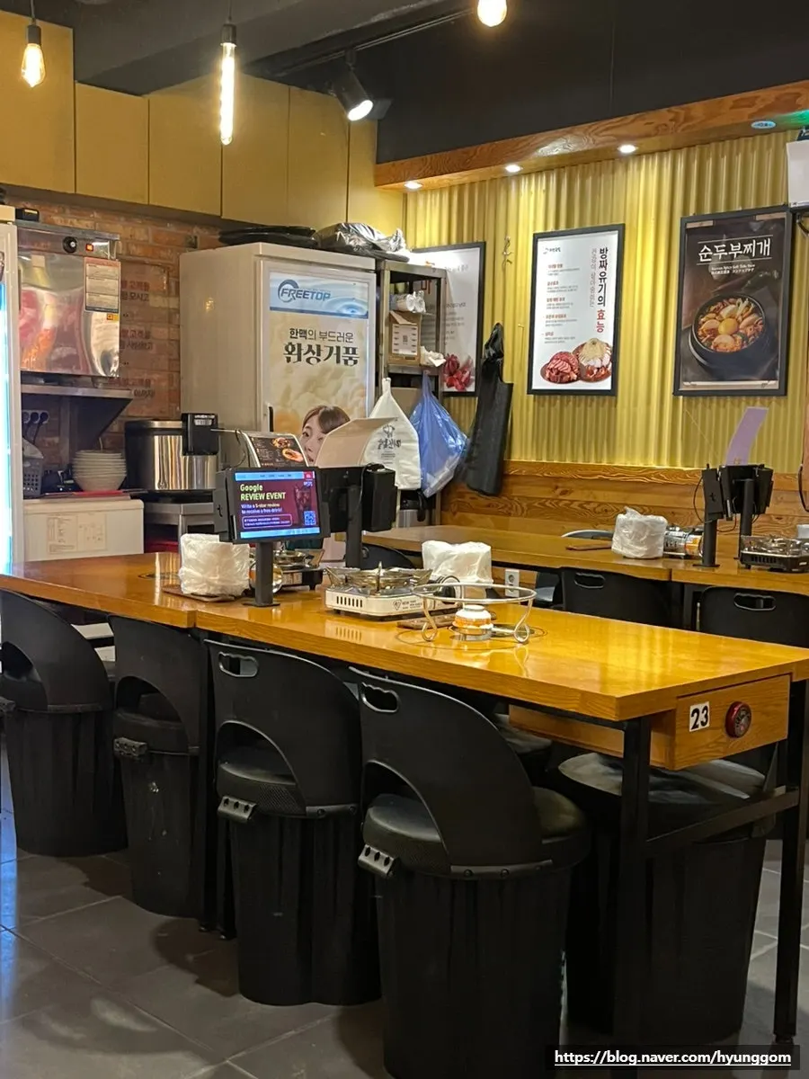 Interior seating at Miss Jokbal Seoul Myeongdong Branch