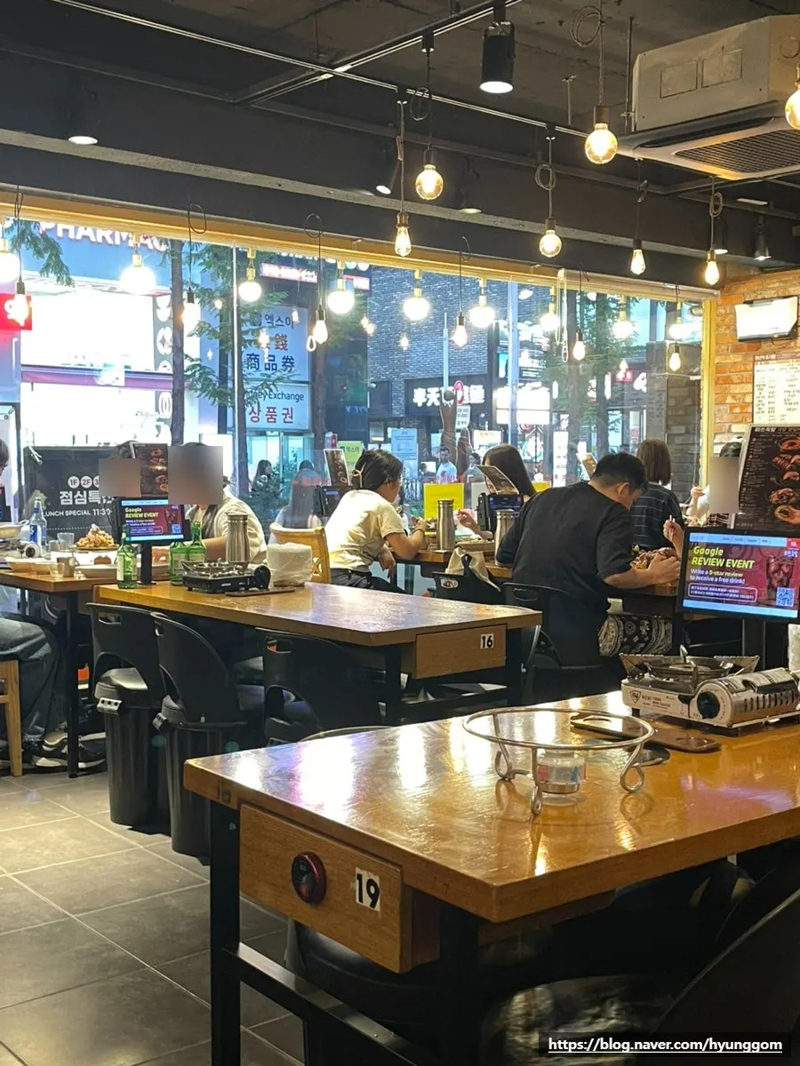 Spacious dining hall inside Miss Jokbal Seoul Myeongdong Branch