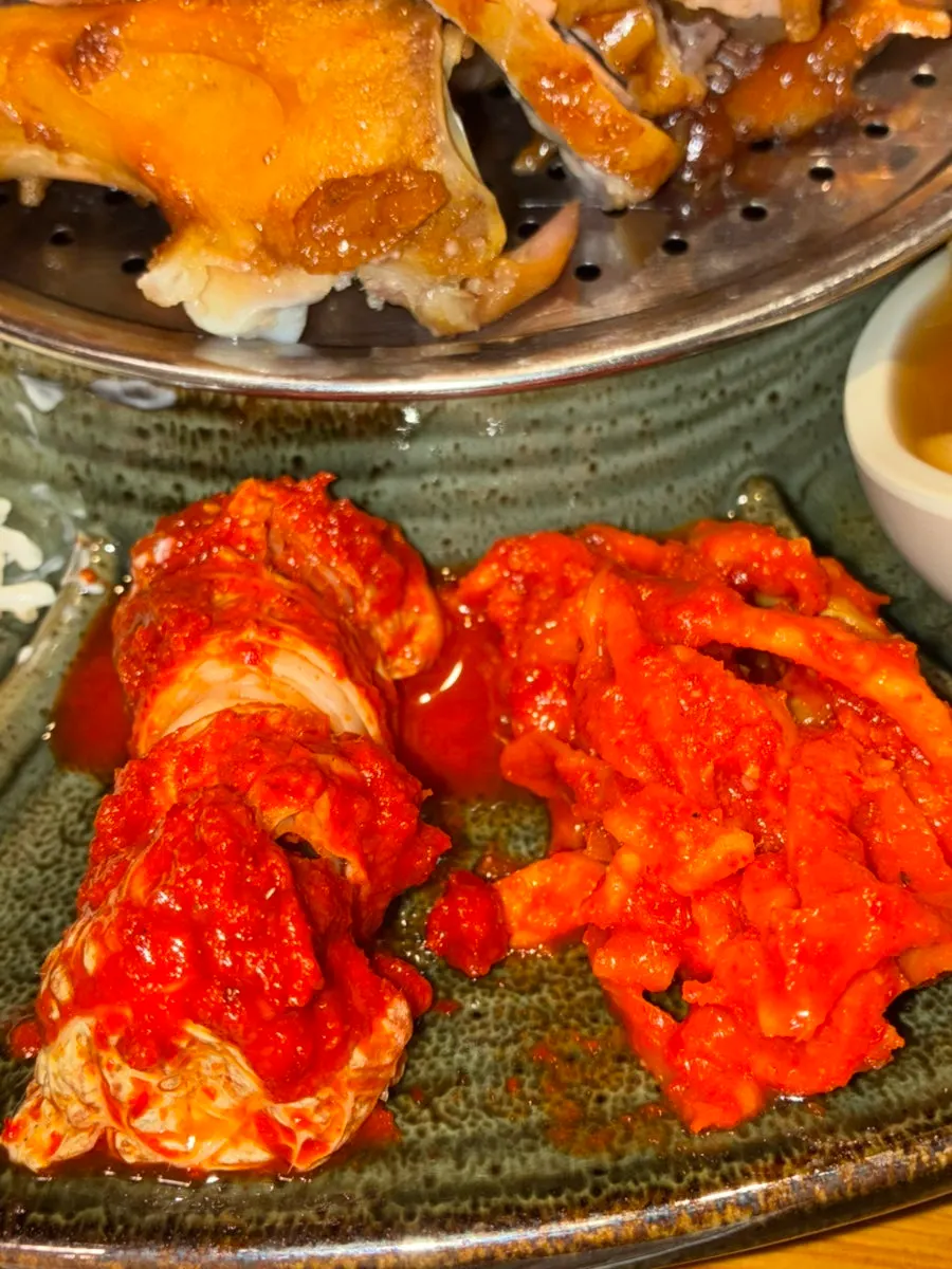 식사를 마친 미쓰족발 명동점 테이블