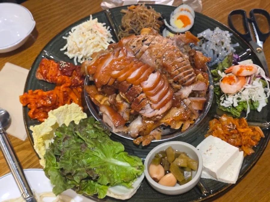 Visiting Miss Jokbal Seoul Myeongdong Branch