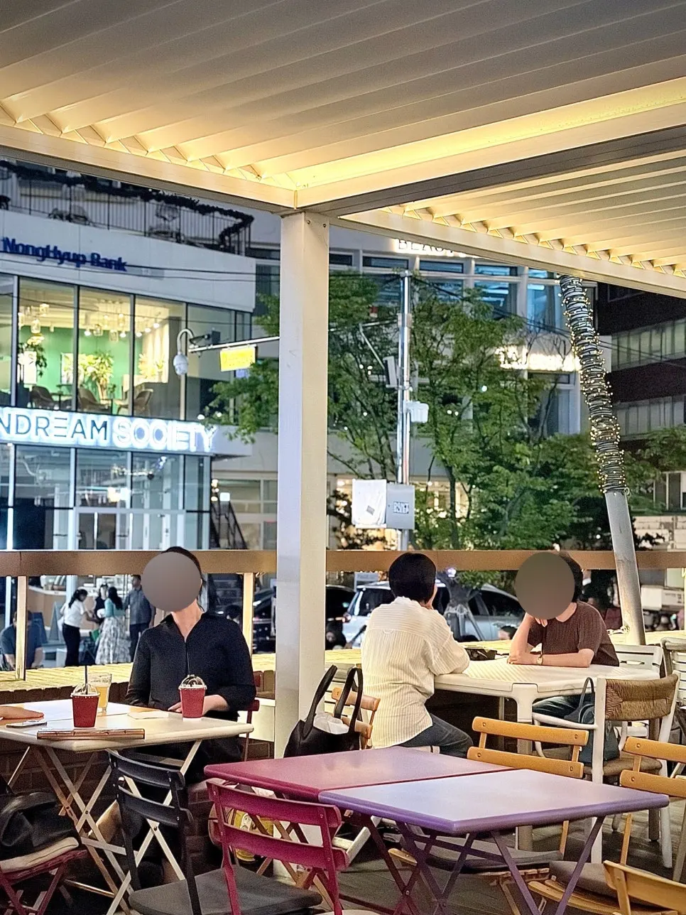 Atmosphere of Seventy Four terrace seating