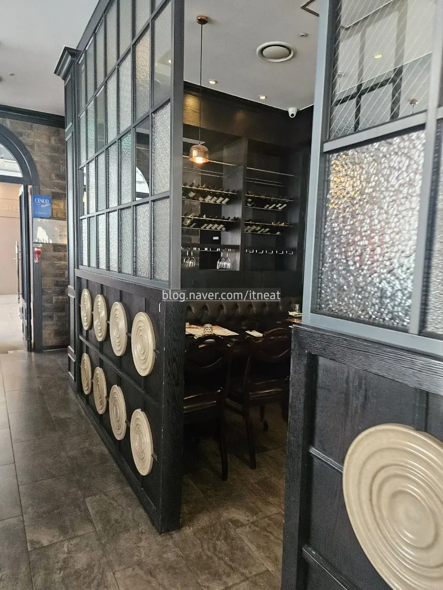 Upscale interior of the restaurant hall