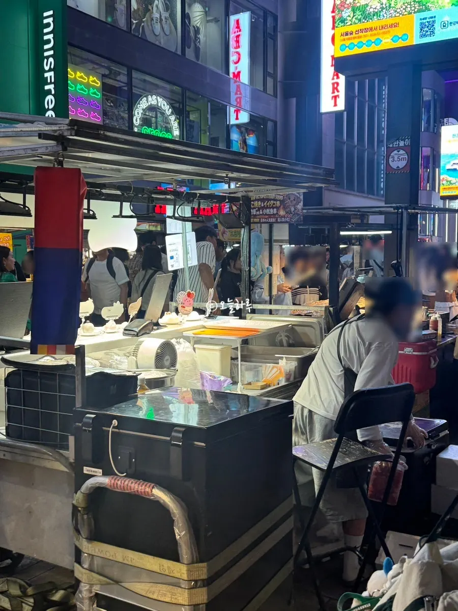 열곰탕과 냉제육을 함께 차린 2인 상차림