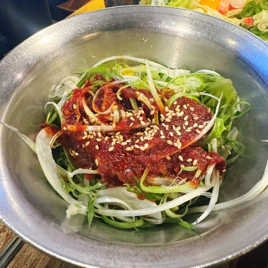 묵은지와 명이나물, 깻잎절임 곁들임 반찬