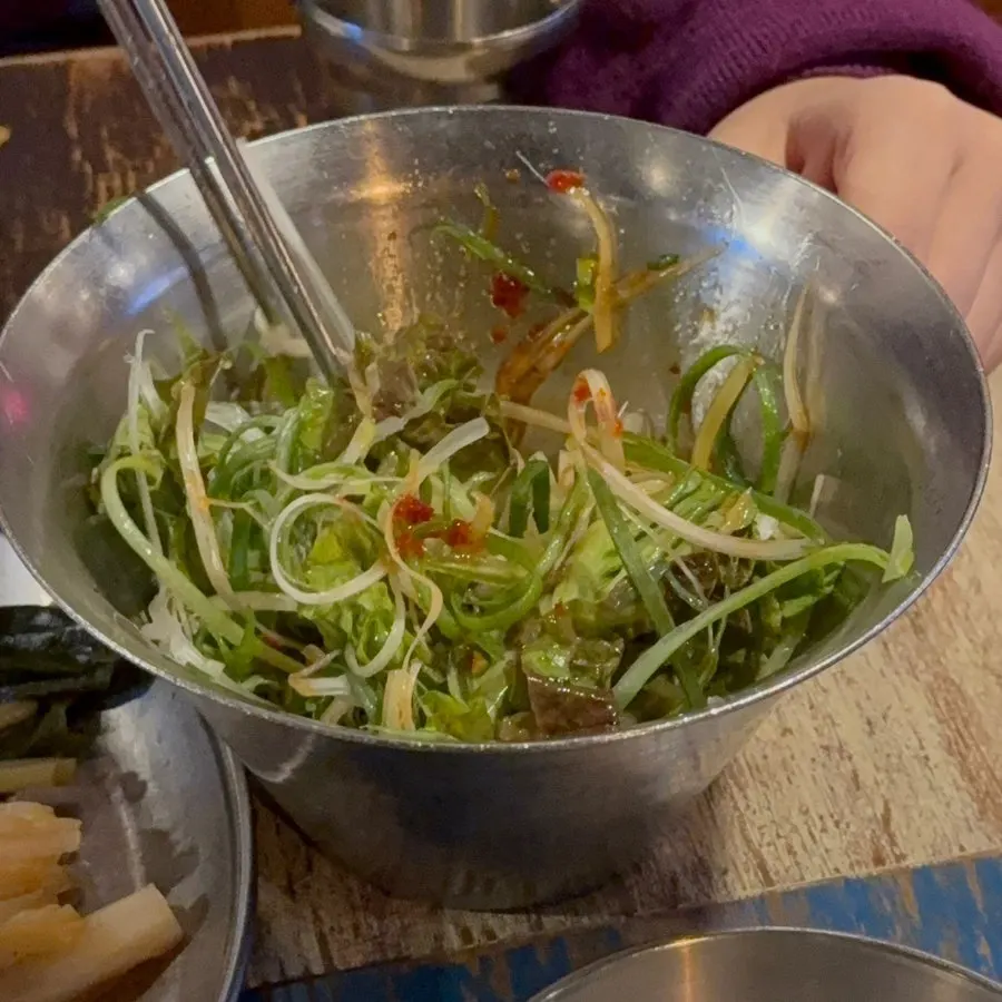 Basic side dish spread at Yuktongnyeong Myeongdong Main Branch
