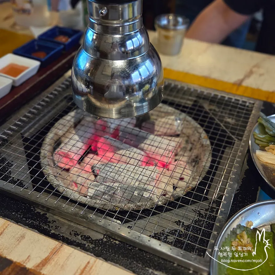 Six sauces including wine salt and wasabi