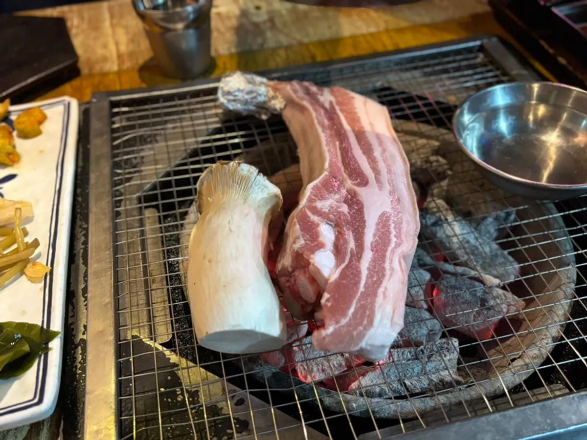 소주 새로와 짝맞춘 잔
