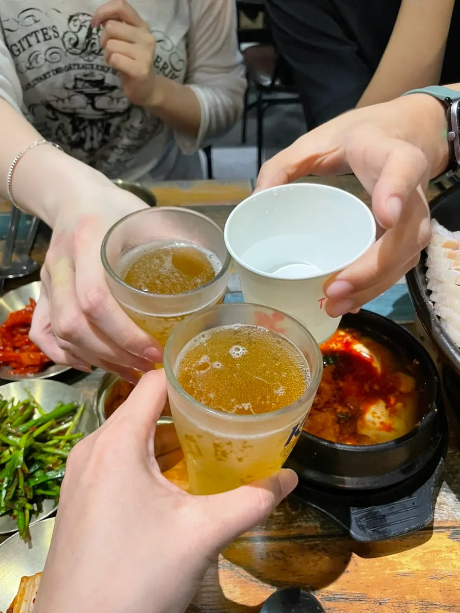 다 먹고 난 족발보쌈 반반 상차림