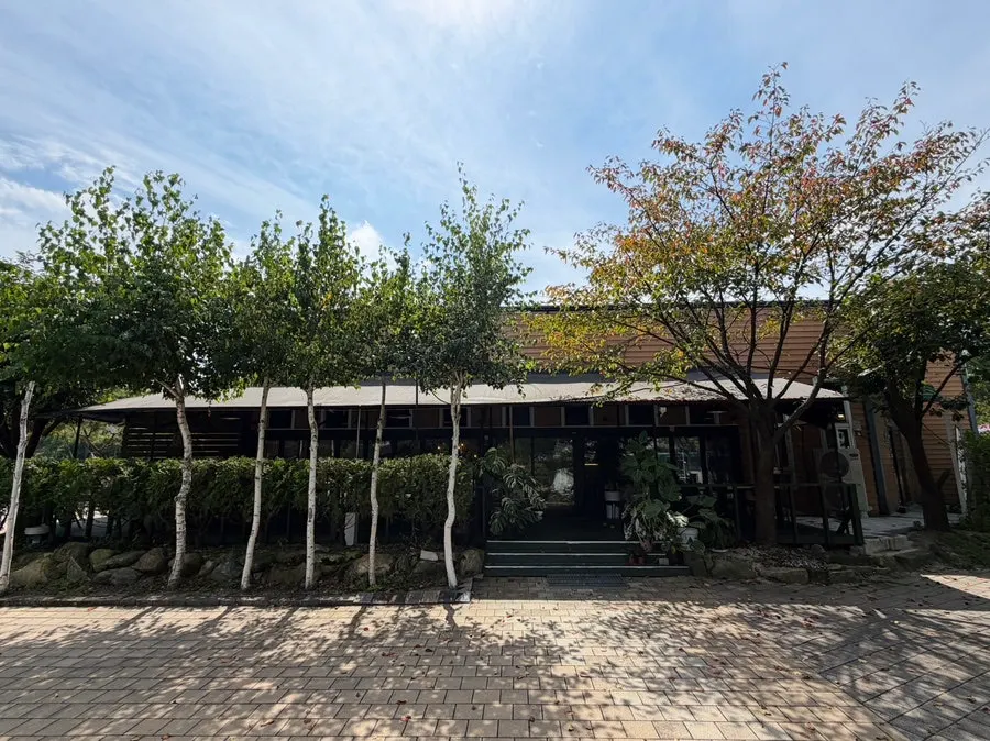 Myeongimong's building with a café-like atmosphere