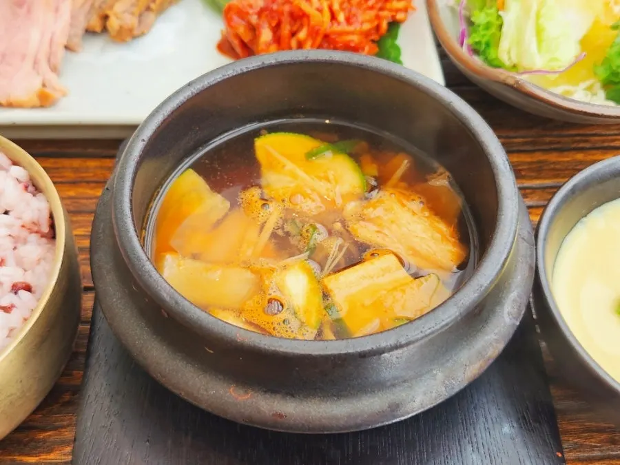 Doenjang stew with tofu and zucchini