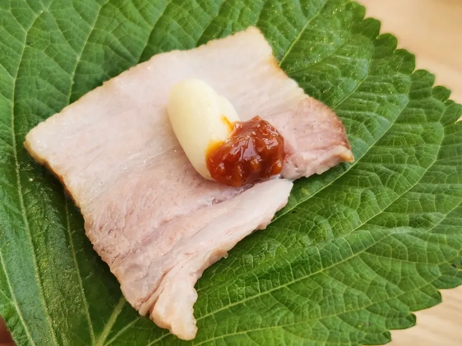 Tofu wrapped with kimchi