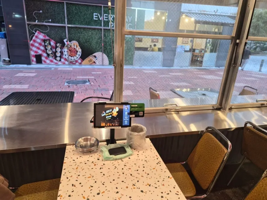 Indoor table with room to sit comfortably