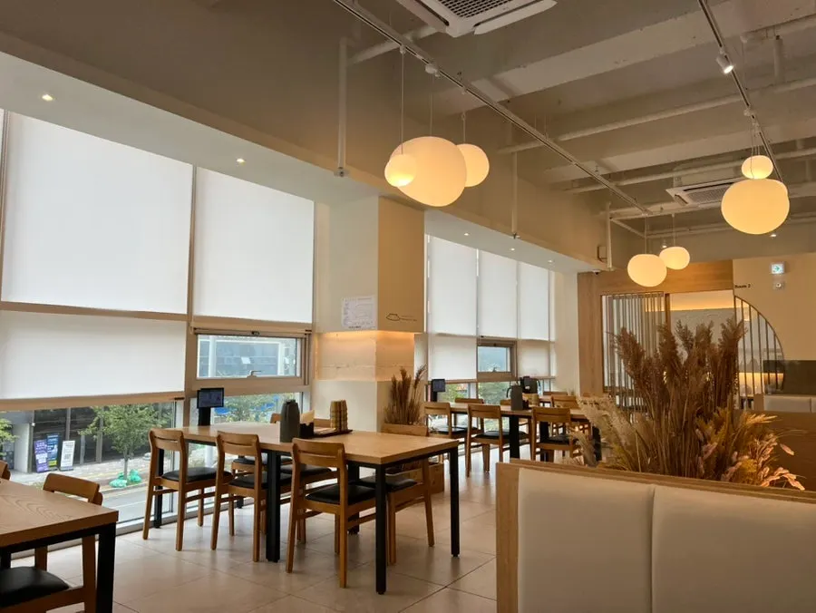 Private room seating at Myeongji Cheotjip Jangyu Yulha Branch