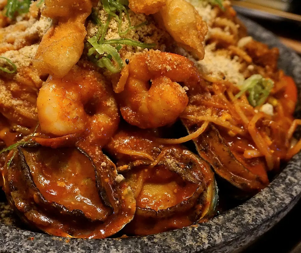 명지 해물래 돌판해물뼈찜