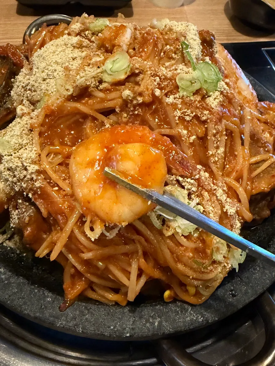 Shrimp in hot stone seafood pork bone jjim