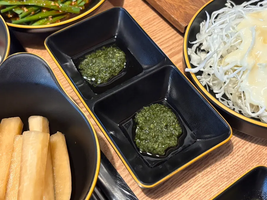 살을 발라낸 해물뼈찜 목뼈