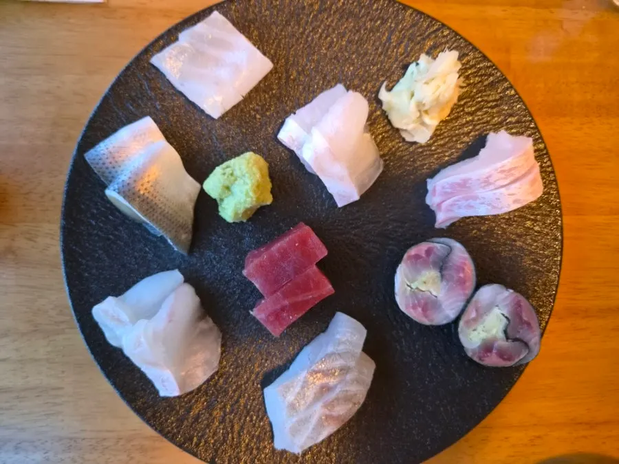 Large-cut pieces of grilled cuttlefish