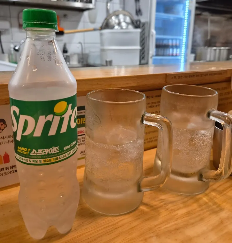 Glass of Sprite with ice