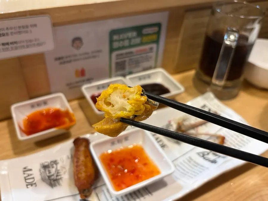 Bite-sized pieces from the fried appetizer platter