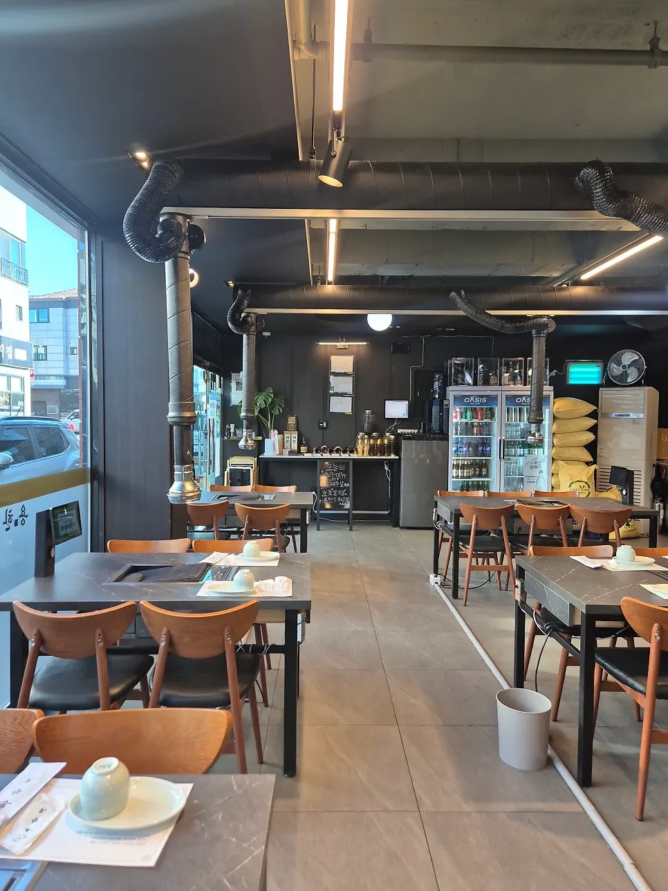 Clean, well-kept interior of Yong Hanu Myeongji Branch