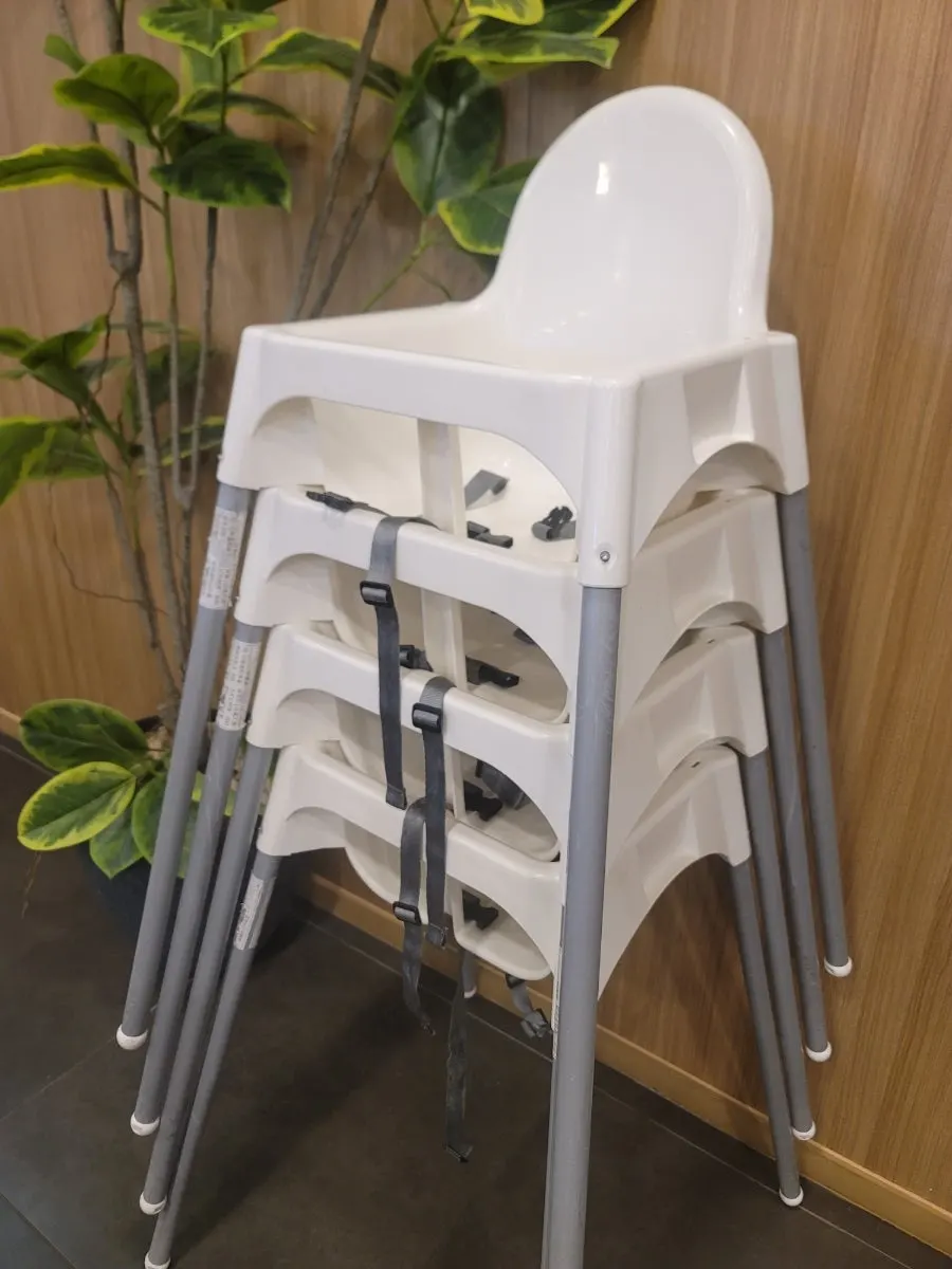 Baby chair provided at Moshi Moshi Sushi Dongnae Branch