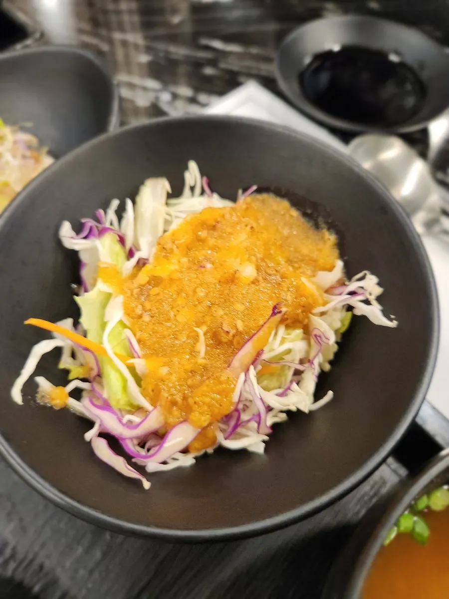 スプラウトがのった豆腐サラダ