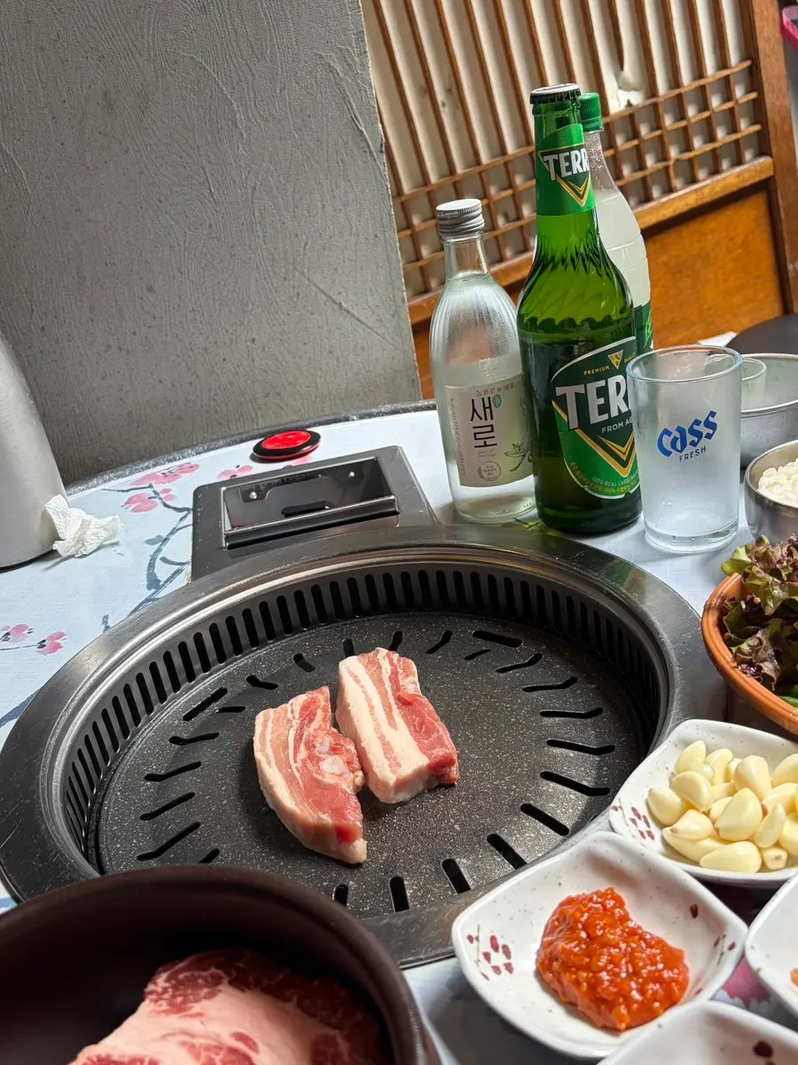 Basic side dishes served first at Meongseokjip