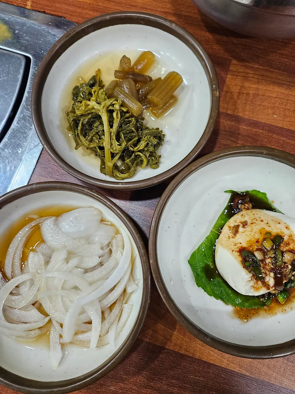 제주산 고기 메뉴가 적힌 메뉴판
