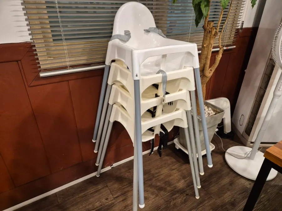 Baby chairs available at the restaurant