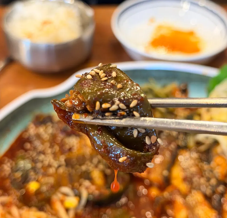 양념이 배인 명태조림 클로즈업