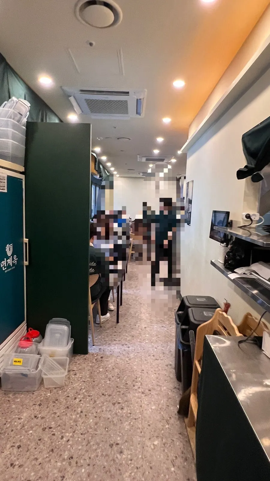 Long, stretched-out interior of Myeongyeok Bundang Sunae
