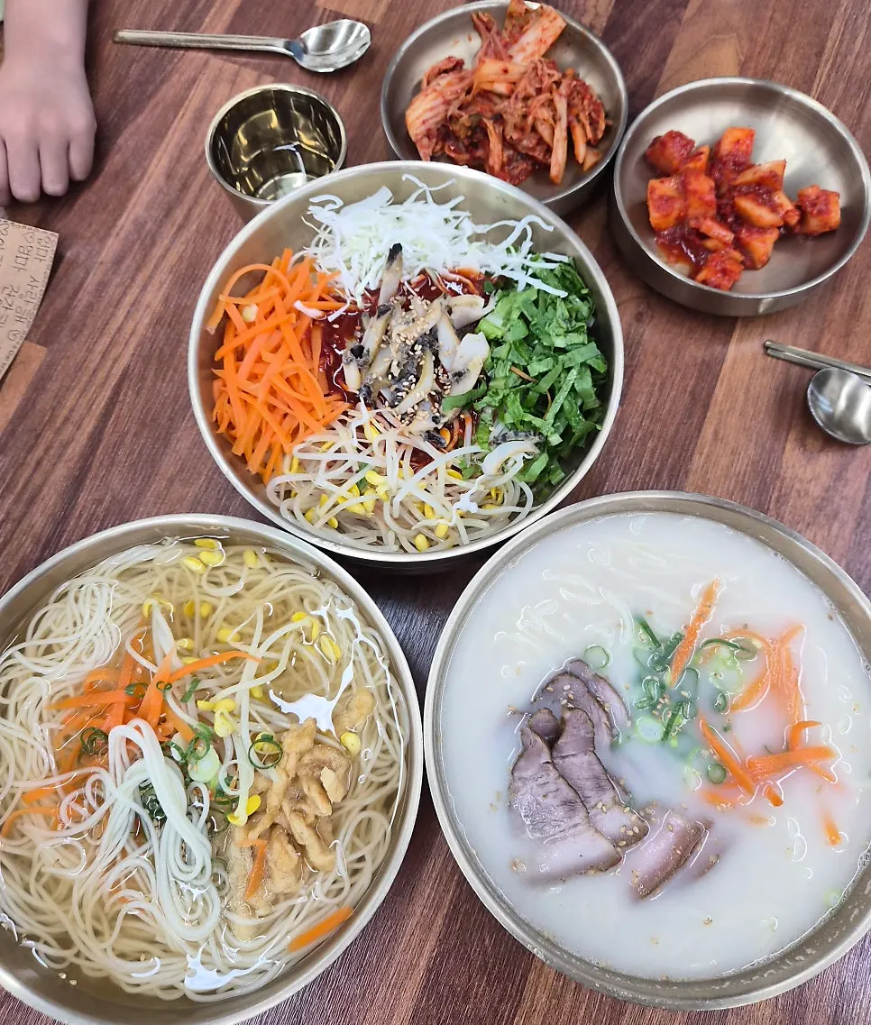 First photo from our visit to Myeonjumak Jeju Main Branch in Jocheon, Jeju