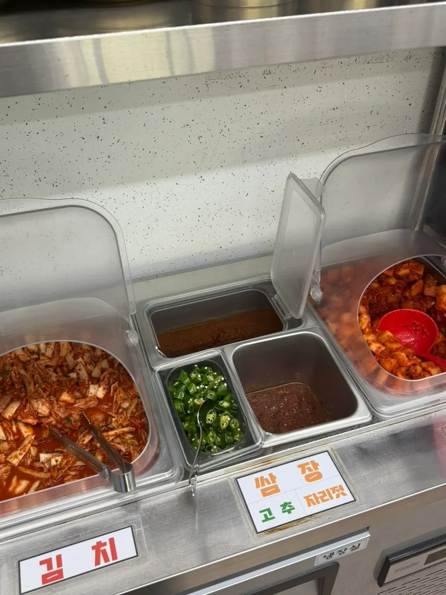 아기의자와 유아용품 등 편의서비스 코너