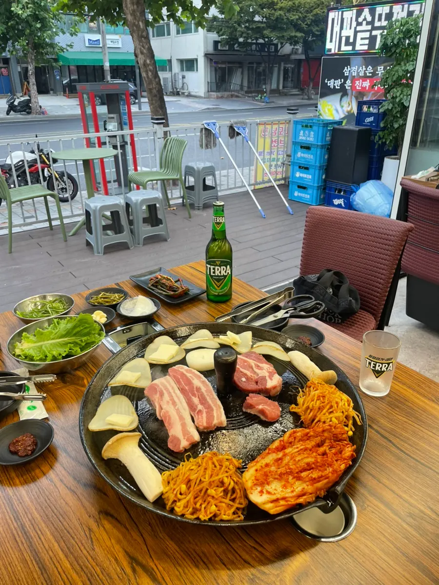 감자와 함께 구워지는 치즈구이