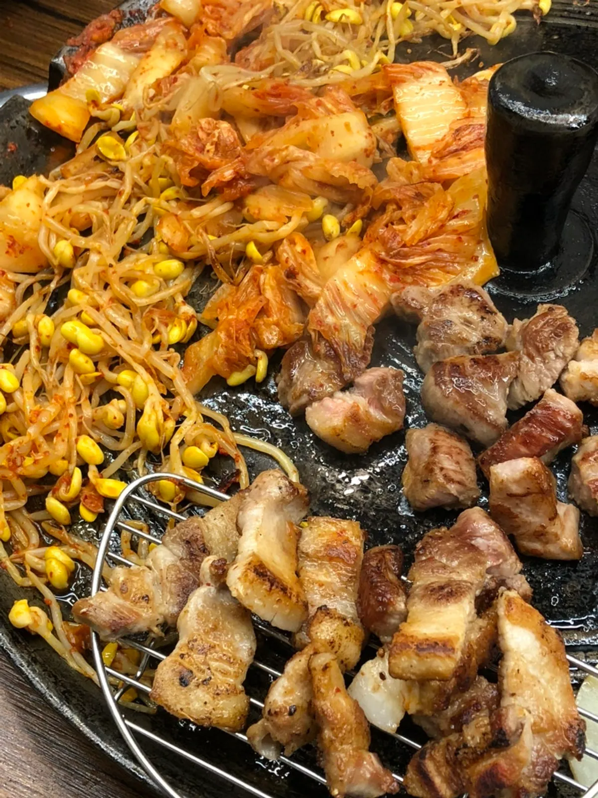 면목동 대판솥뚜껑김치삼겹살 대표 사진